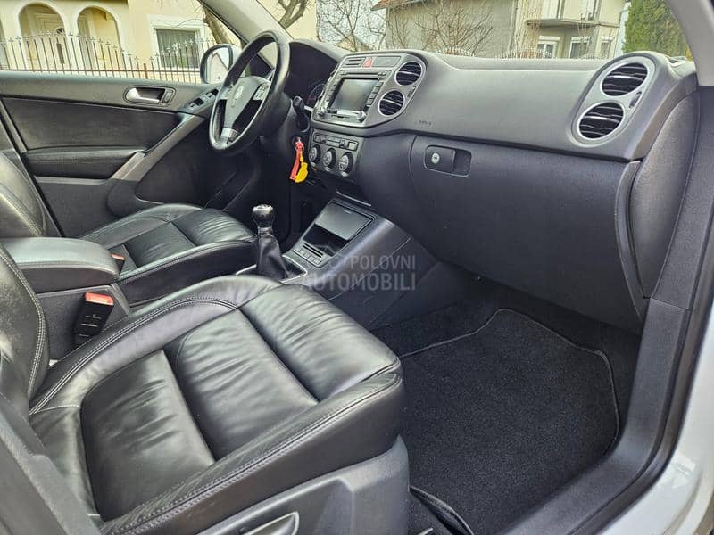 Volkswagen Tiguan 2.0 TDI  P A N O R A