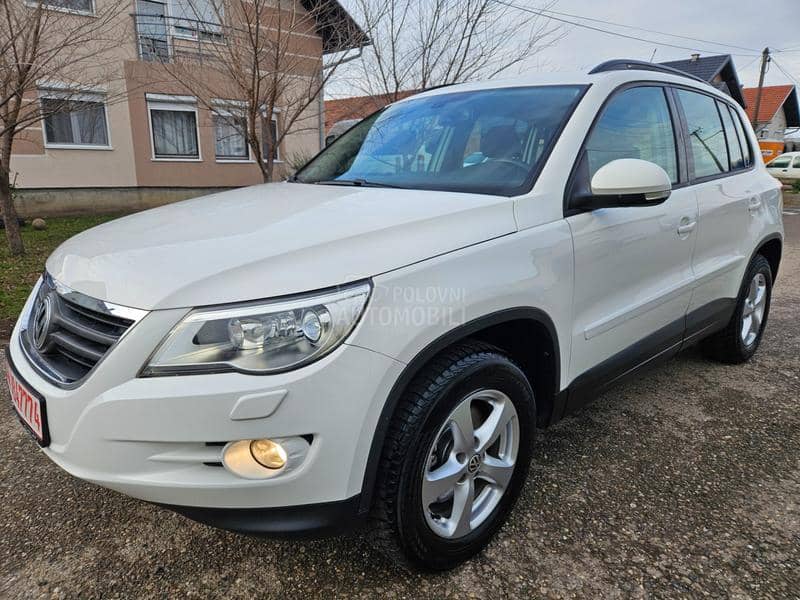 Volkswagen Tiguan 2.0 TDI  P A N O R A