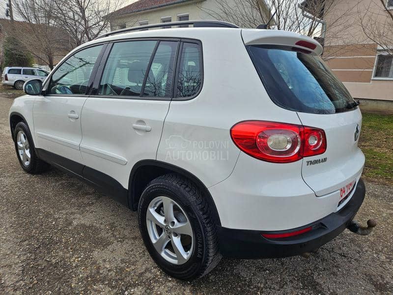 Volkswagen Tiguan 2.0 TDI  P A N O R A