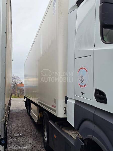 Mercedes Benz Actros 1845