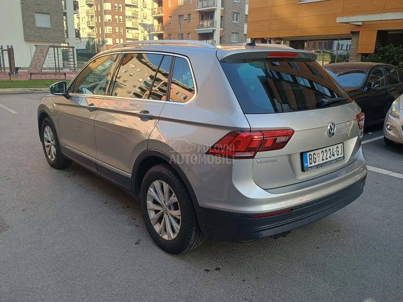 Volkswagen Tiguan .a.u.t.o.m.a.t.i.k