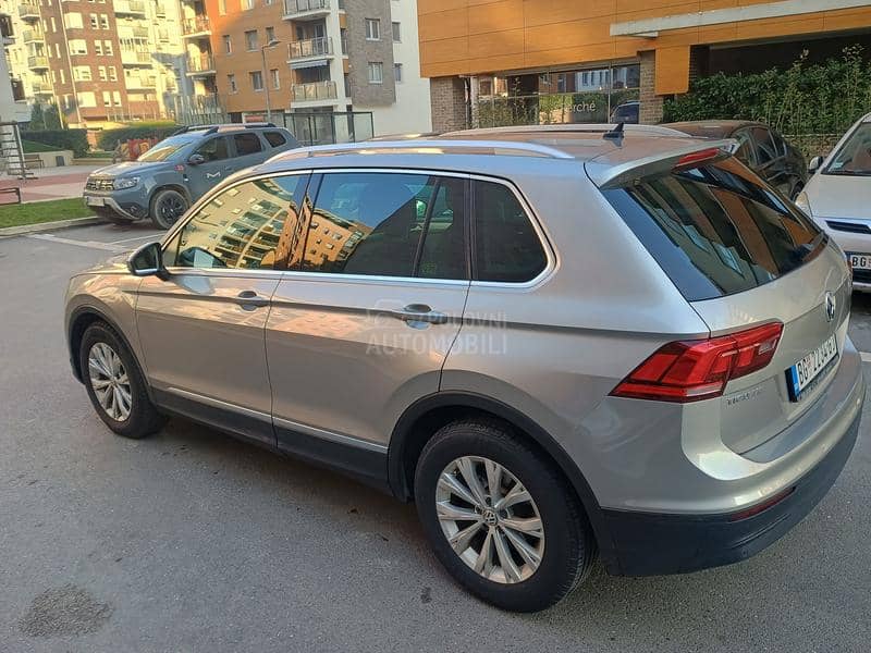 Volkswagen Tiguan .a.u.t.o.m.a.t.i.k