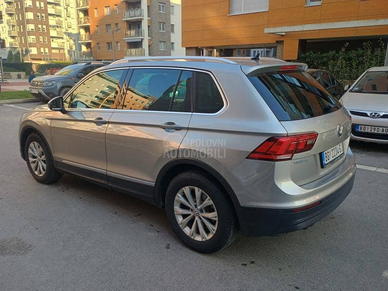 Volkswagen Tiguan .a.u.t.o.m.a.t.i.k