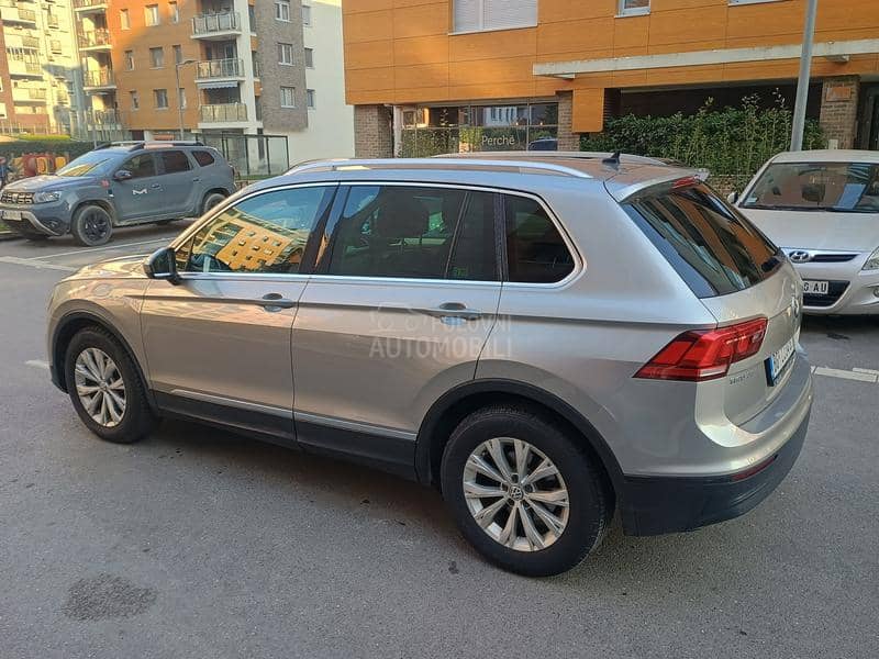 Volkswagen Tiguan .a.u.t.o.m.a.t.i.k