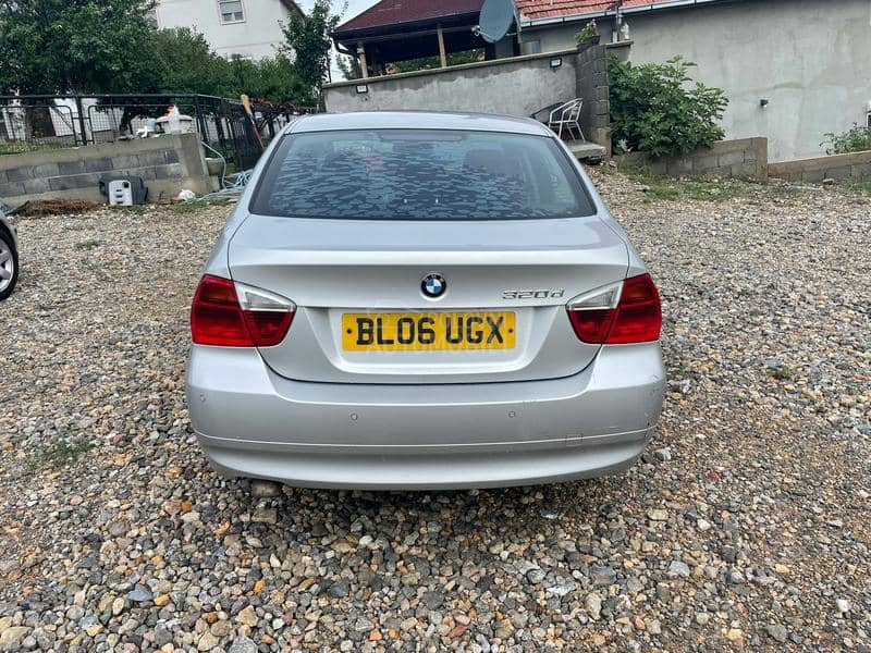 BMW Serija 5 f10 -  kompletan auto u delovima