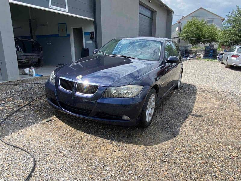 BMW Serija 5 f10 -  kompletan auto u delovima