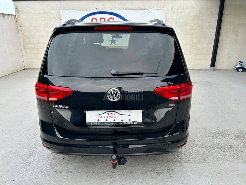 Volkswagen Touran 1.6TDI DSG 7S