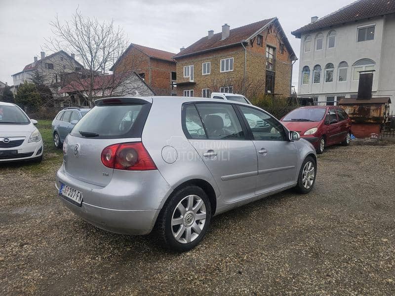 Volkswagen Golf 5 