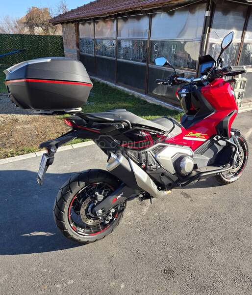 Honda X ADV 750