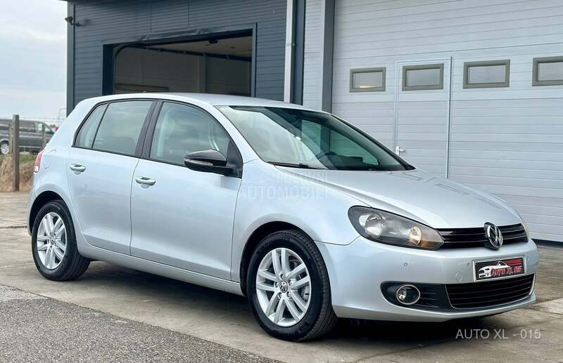 Volkswagen Golf 6 1.6 TDI / HIGHLINE