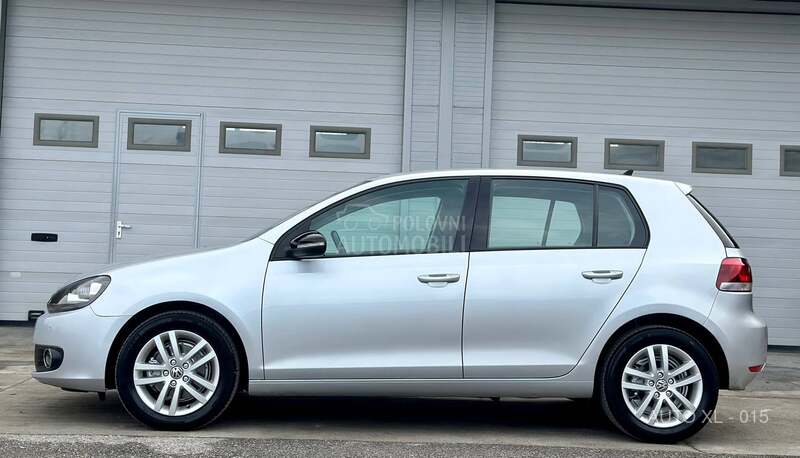 Volkswagen Golf 6 1.6 TDI / HIGHLINE