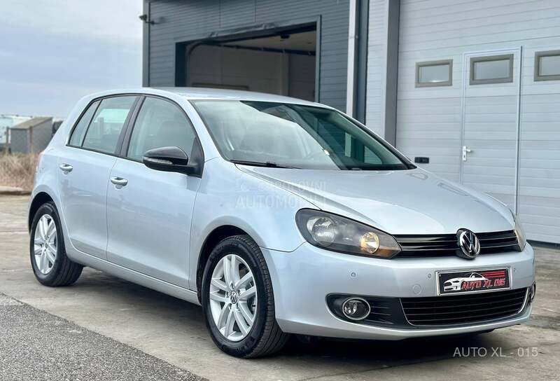 Volkswagen Golf 6 1.6 TDI / HIGHLINE