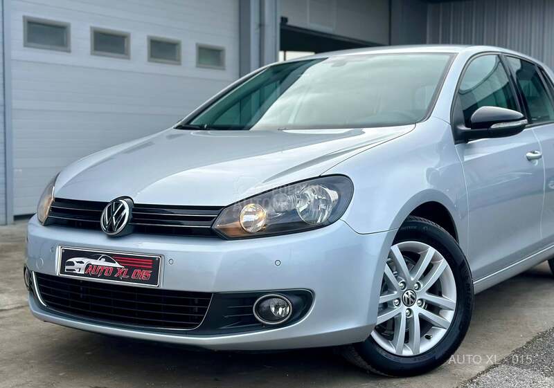 Volkswagen Golf 6 1.6 TDI / HIGHLINE