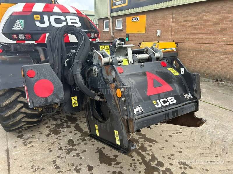 JCB POTHOLE PRO 110W HYDRADIG