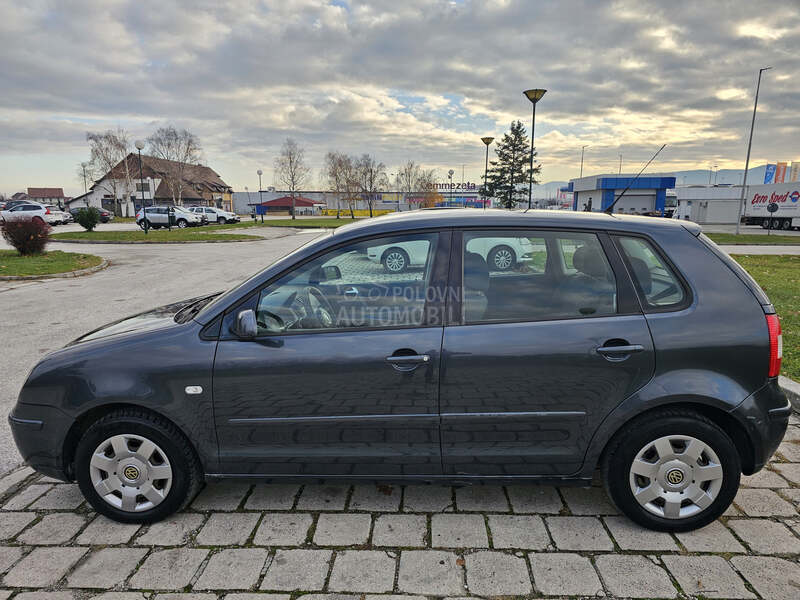 Volkswagen Polo 5VRAT/REG