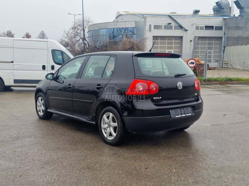 Volkswagen Golf 5 1.9tdi. 66 k.w