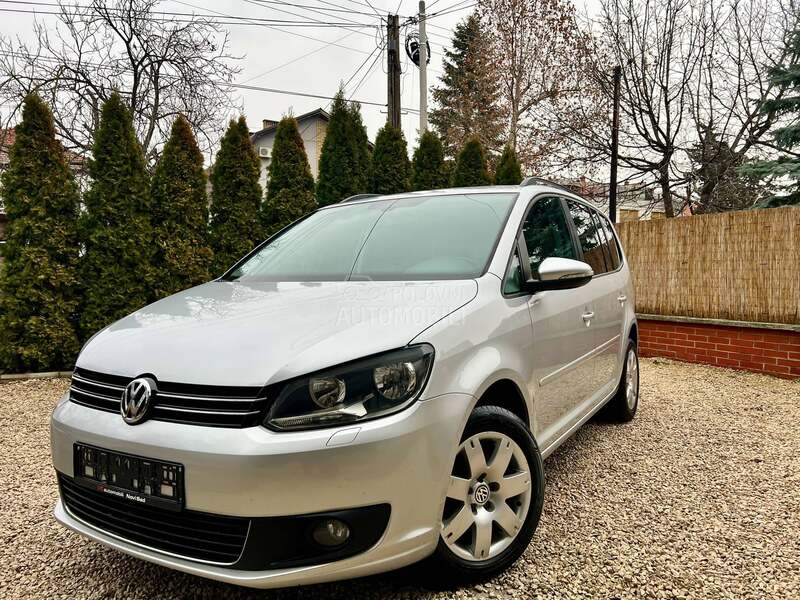 Volkswagen Touran 2.0 TDI/DSG/NAVl