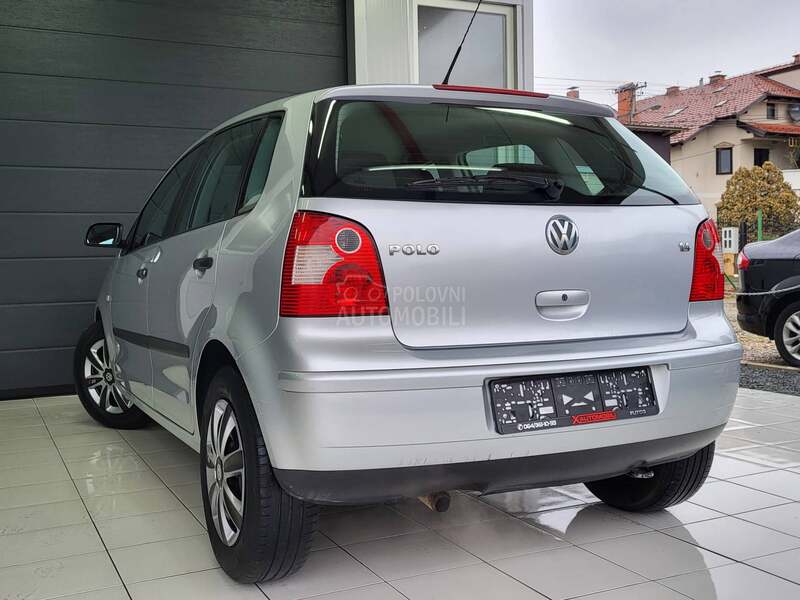 Volkswagen Polo 1.4i POCETNIK