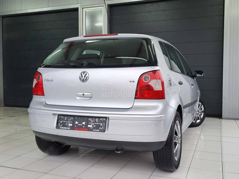 Volkswagen Polo 1.4i POCETNIK