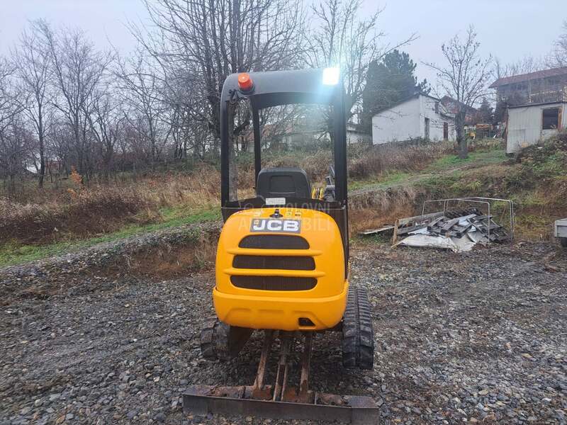 JCB 8018