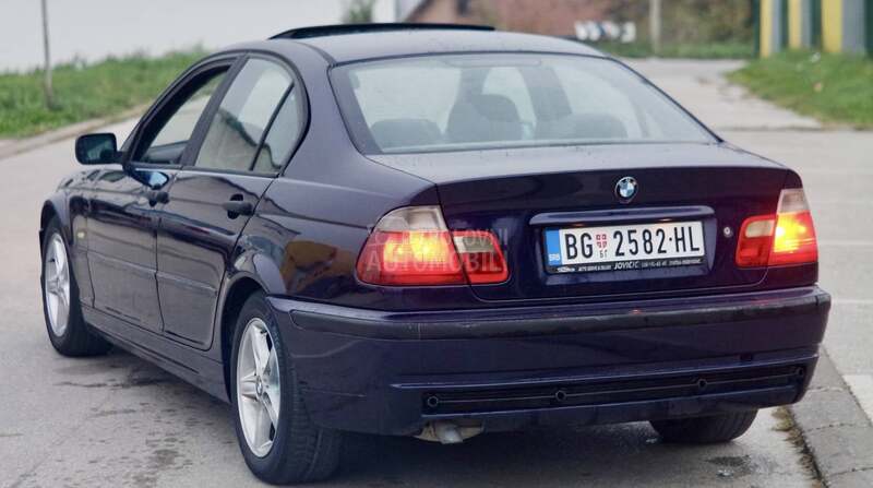 BMW 320 