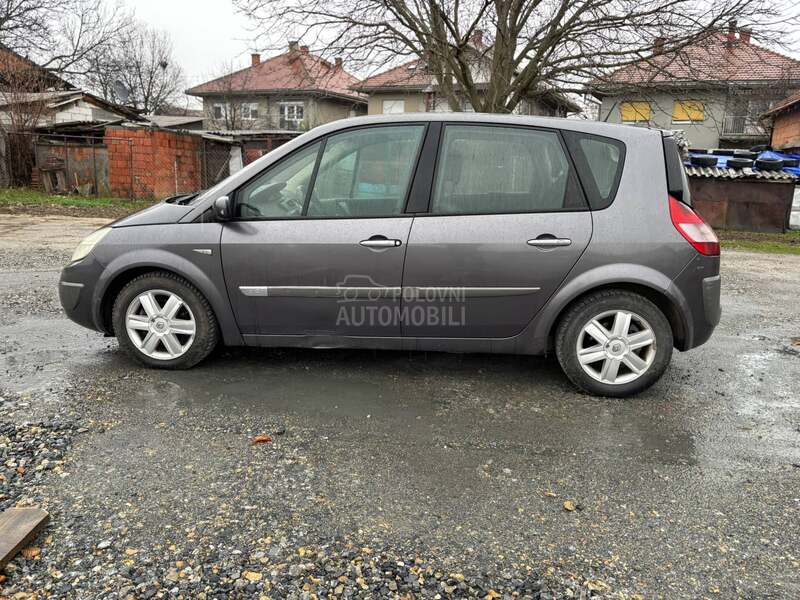 Renault Scenic 1.5 dci