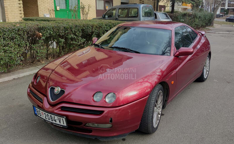 Alfa Romeo GTV 