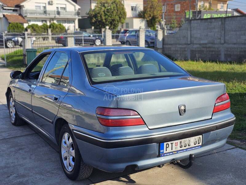 Peugeot 406 