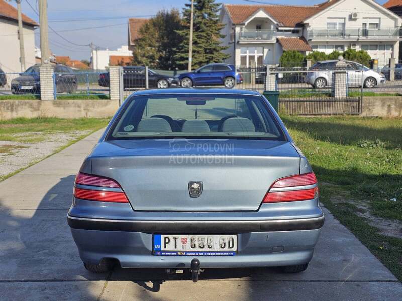 Peugeot 406 