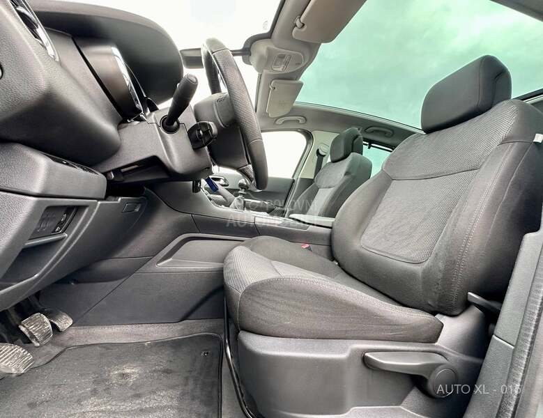 Peugeot 3008 1.6EHDI /PANO /183K