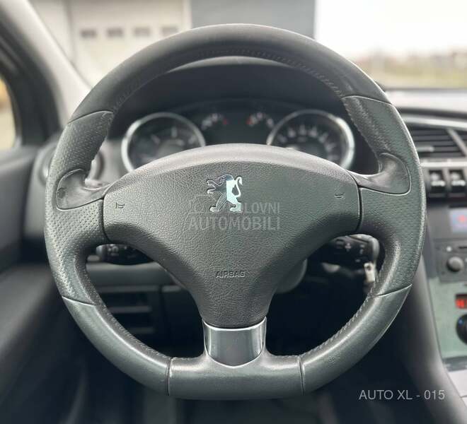 Peugeot 3008 1.6EHDI /PANO /183K