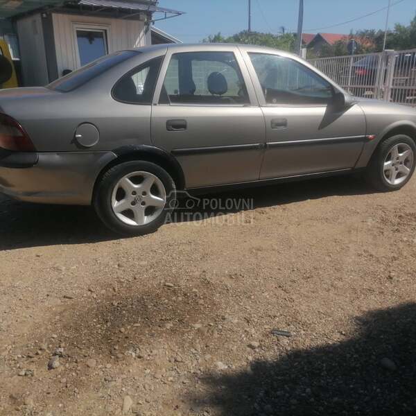 Opel Vectra B 1.7