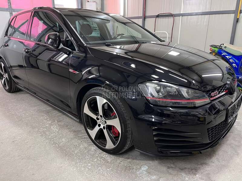 Volkswagen Golf 7 2.0 GTI Performance