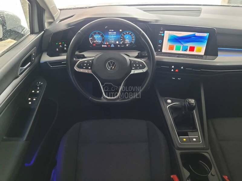 Volkswagen Golf 8 2.0 TDI /NAV I /LED