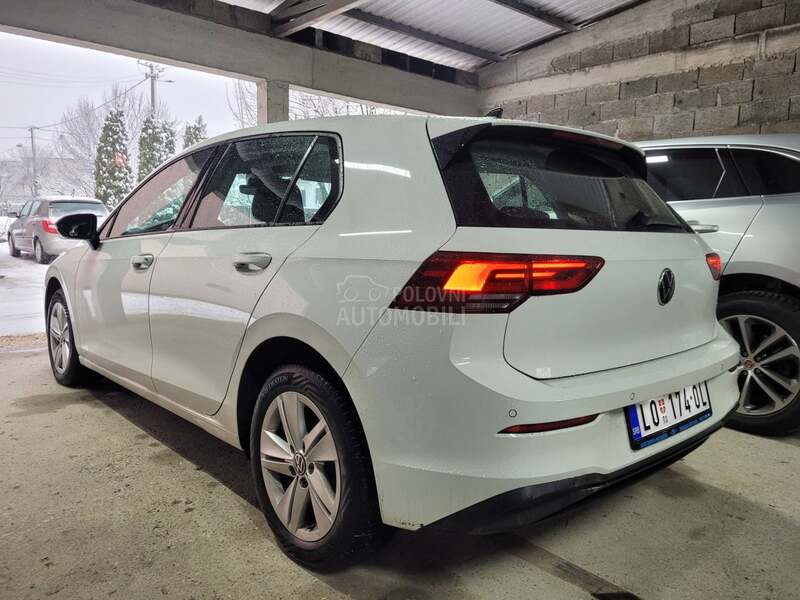 Volkswagen Golf 8 2.0 TDI /NAV I /LED