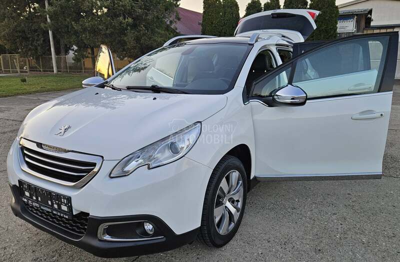 Peugeot 2008 ALLURE A.U.T.O.M.A.T