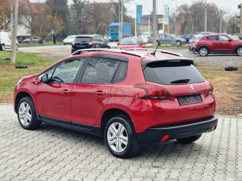 Peugeot 2008 S T Y L E