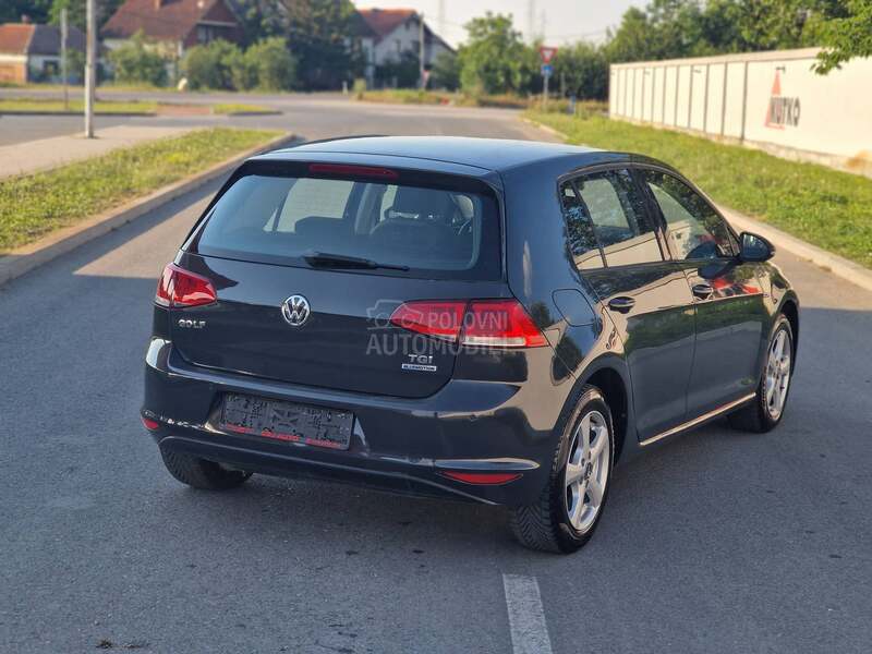 Volkswagen Golf 7 C N G