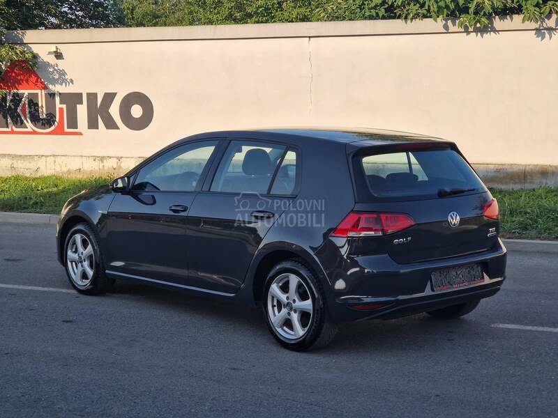 Volkswagen Golf 7 C N G