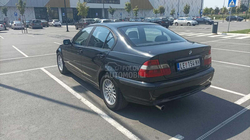 BMW 318 E46