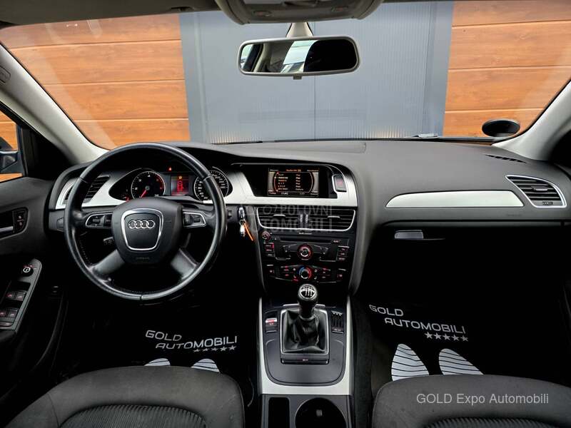 Audi A4 2.0 TDi SPORT