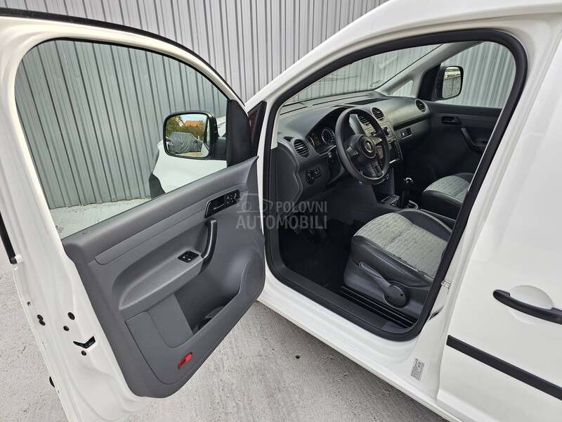 Volkswagen Caddy 1.6tdi 2xBočna vrata