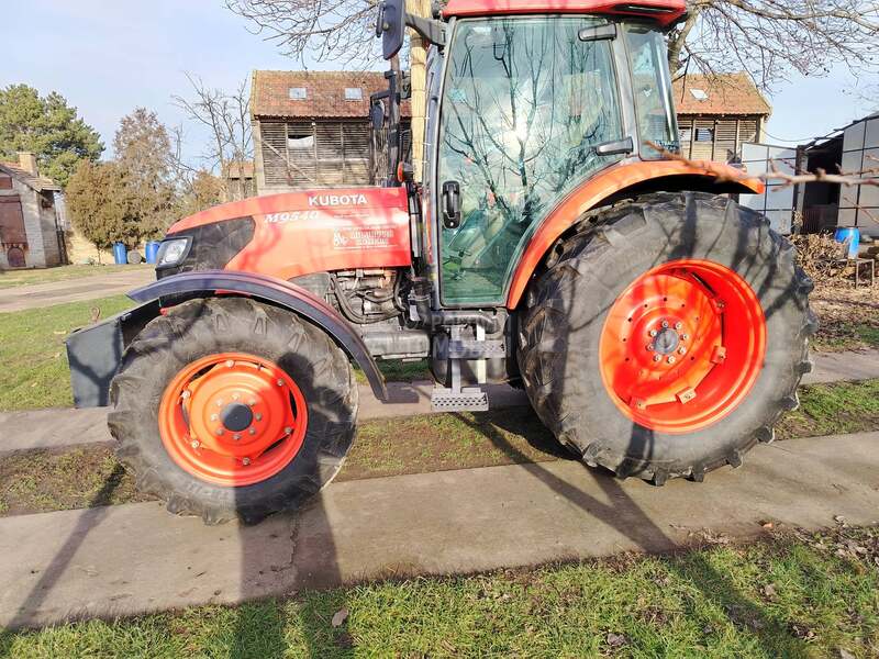 Kubota 9540