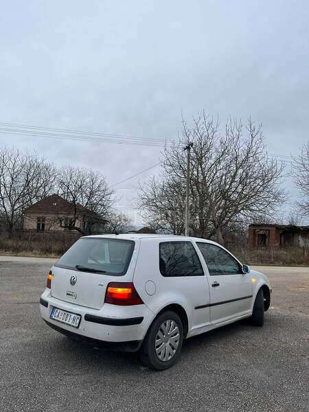 Volkswagen Golf 4 