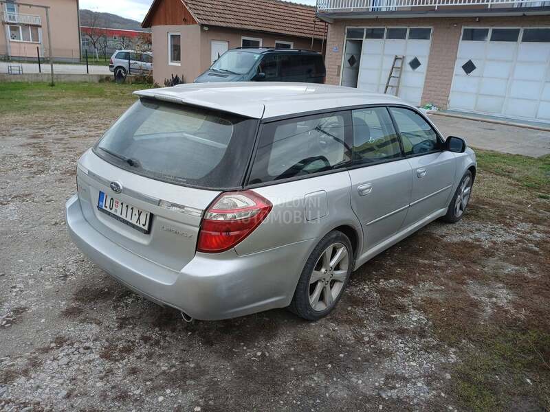 Subaru Legacy 2.0