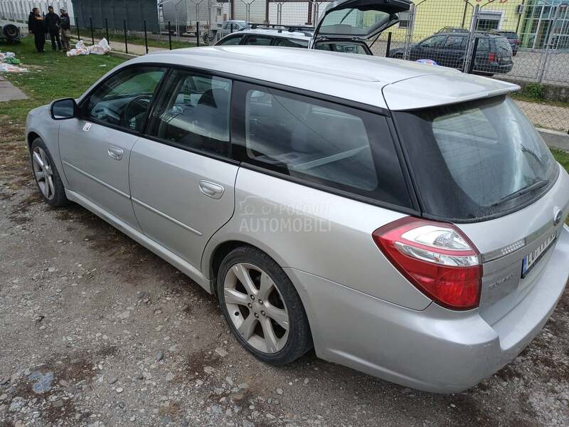 Subaru Legacy 2.0