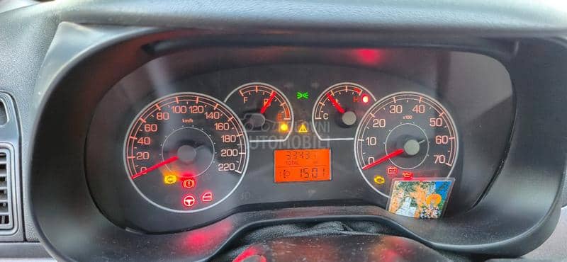 Fiat Grande Punto 1.2 8 v