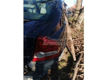 desna stop lampa za Volvo C40 od 2004. do 2006. god.