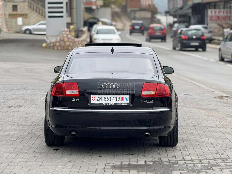 Audi A8 CH