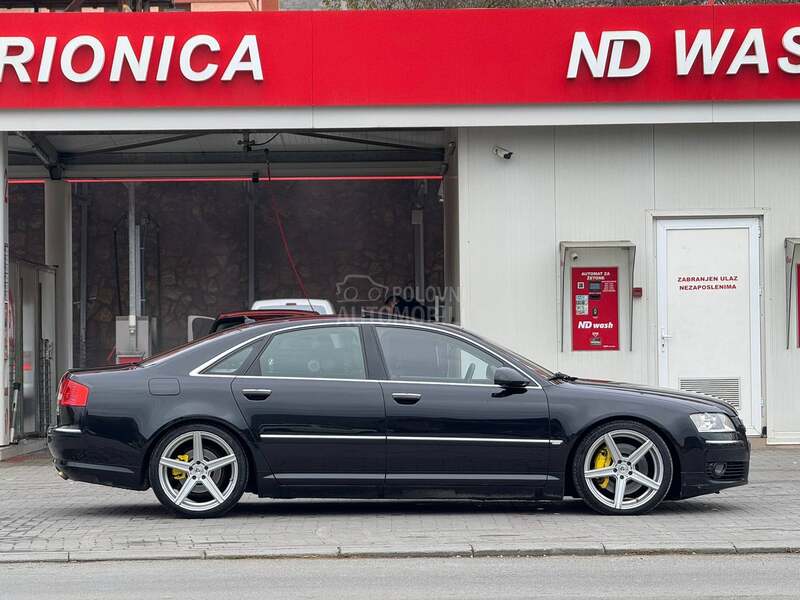 Audi A8 CH